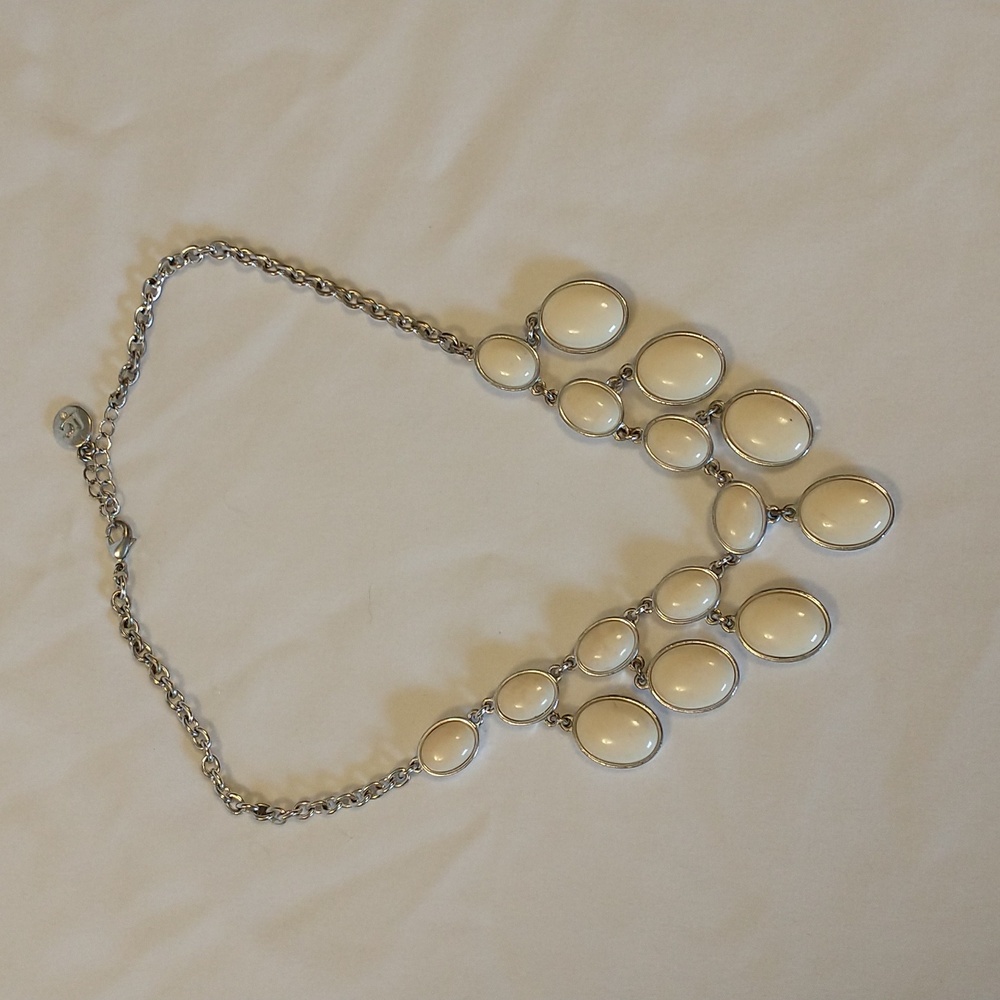 Liz Claiborne vtg silver necklace with white tear drops